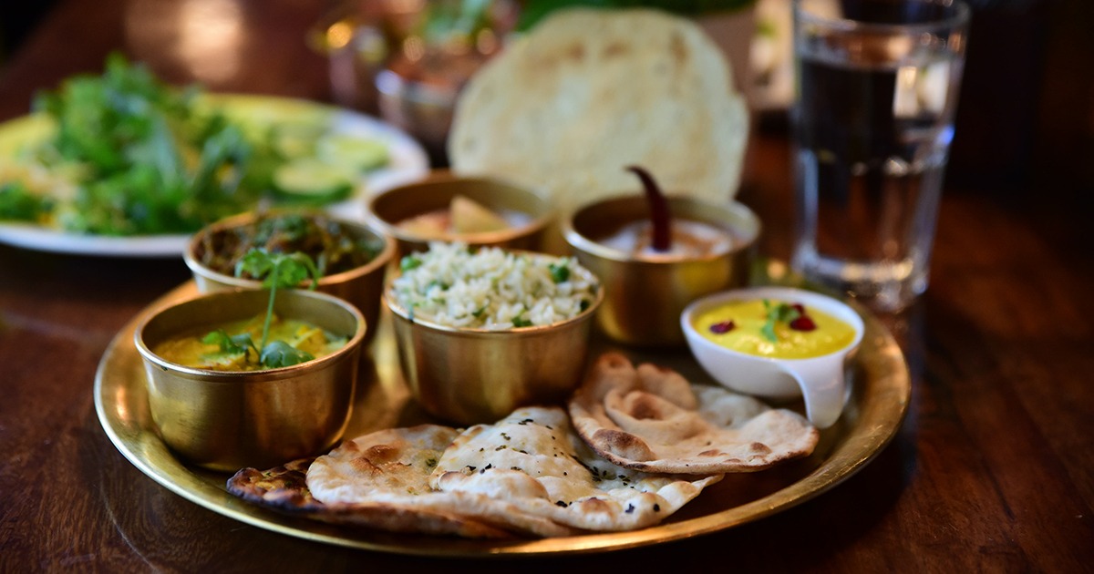 Train mein JAIN FOOD ki tension ko karo goodbye, with Zoop!