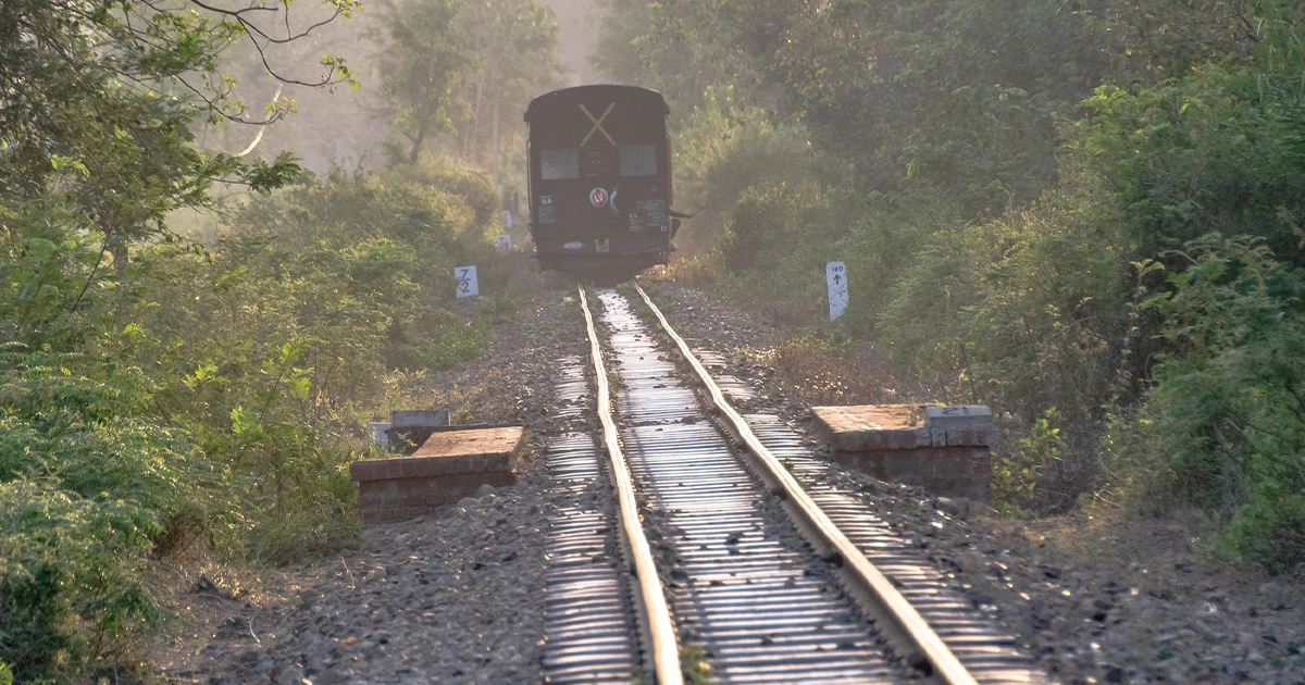 Enjoy your railway travels with Railway themed songs from the top 10 hindi train songs