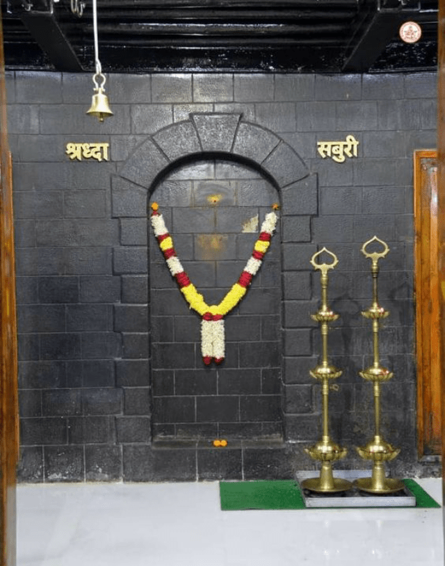 Shirdi Sai Baba Mandir Darsan