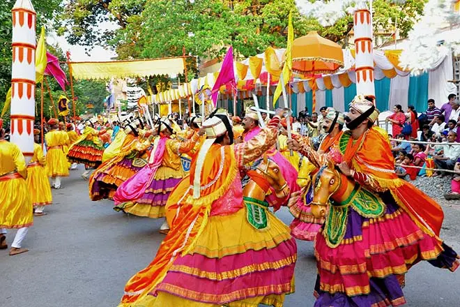 गोवा में शिगमो: रंगों और नृत्य का अनोखा उत्सव!